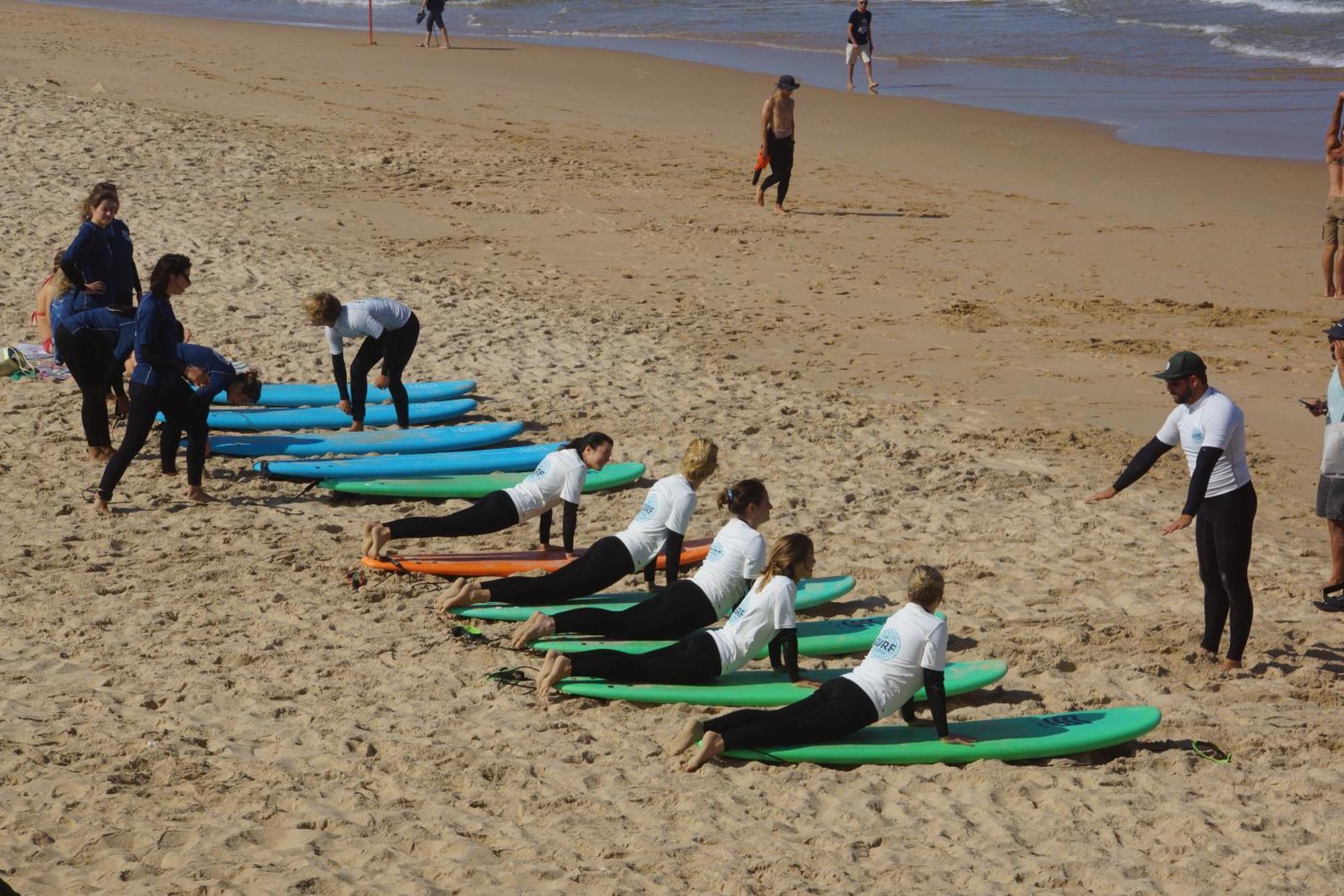 The Far End Surf House - Surf & Yoga Holidays Лориньян Экстерьер фото