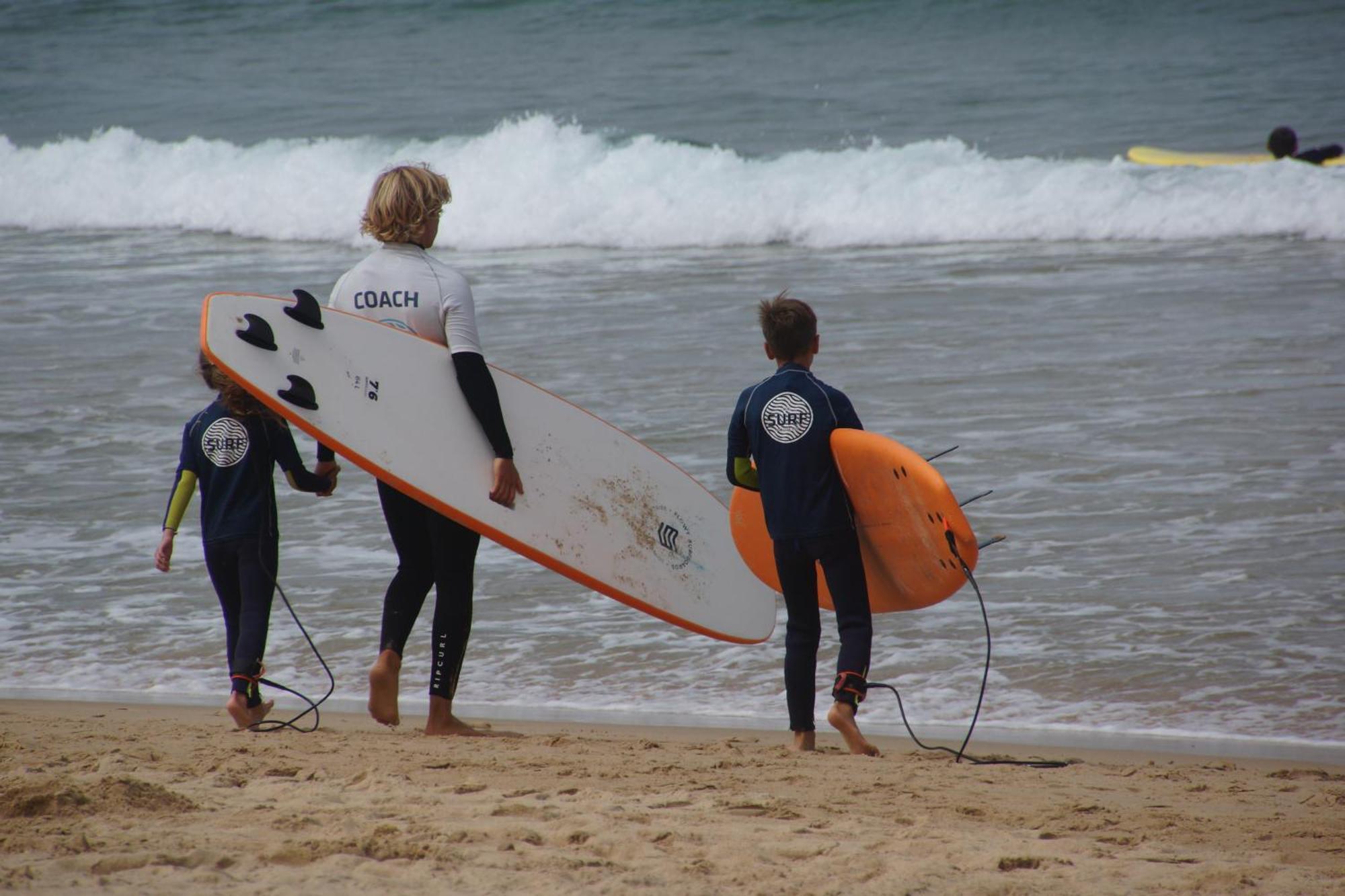 The Far End Surf House - Surf & Yoga Holidays Лориньян Экстерьер фото